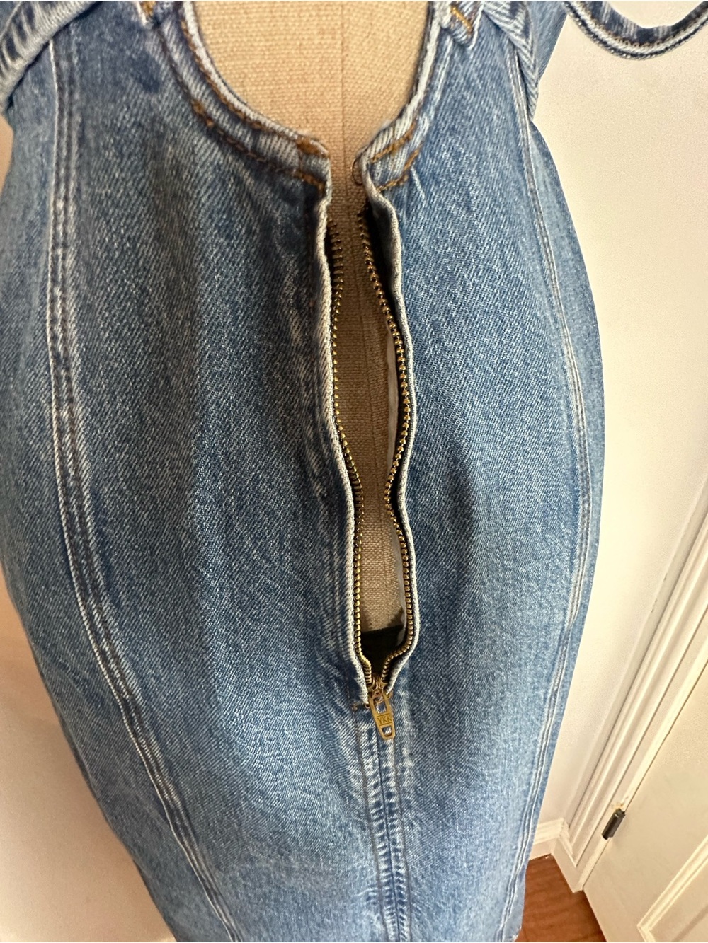 DALA Denim OPEN BACK DRESS blue denim size W24 - Picture 5 of 14